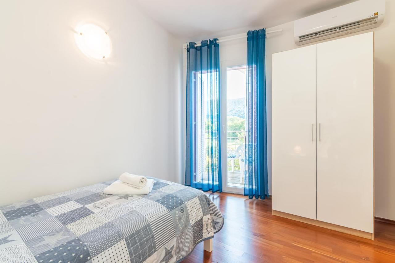 Apartment Mimoza 5, Baska, Krk Exterior photo